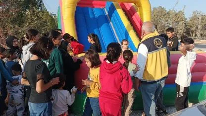 Fecr İnsani Yardım Derneği, yetim ve mazlumları yalnız bırakmadı