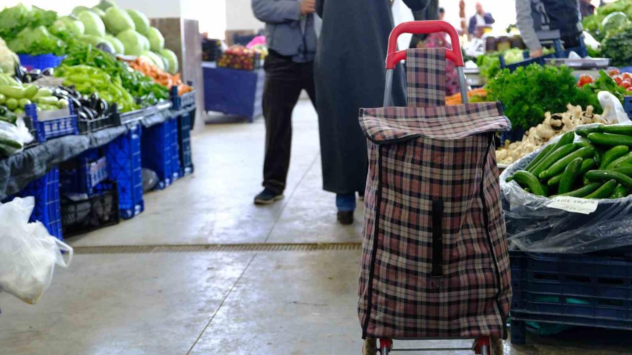 Gıda ve konut fiyatlarındaki artış enflasyonu yükseltti