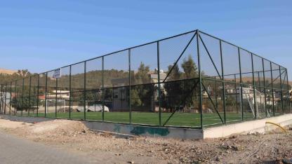 Güllübağ’da çocuklar için yeni spor alanı kazandırıldı