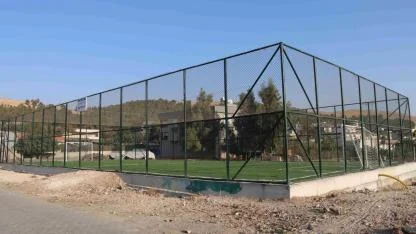 Güllübağ’da çocuklar için yeni spor alanı kazandırıldı