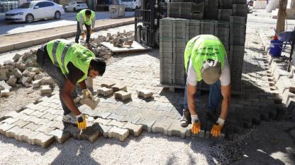Haliliye Belediyesi ilçe genelinde yol çalışmalarını aralıksız sürdürüyor