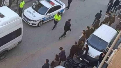 İki grup arasında bıçaklı kavga: 2 yaralı