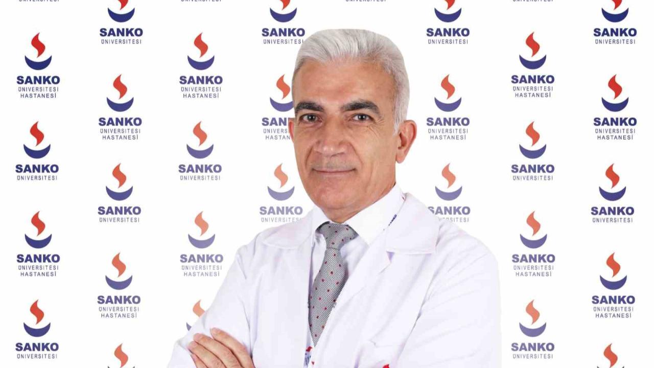 "Kalbinde üfürüm duyulan her çocuğun değerlendirilmesi gerekir"