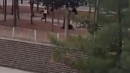 Karısını öldüren zanlının vurularak yakalanma anı kamerada