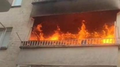 Korkutan yangın: Apartman dairesi alev alev yandı
