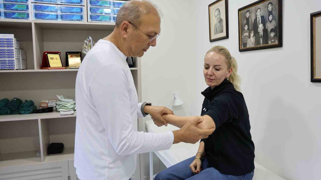 Prof. Dr. Karalezli: &quot;Çıkıklar acildir, doğru tedavi edilmezse ciddi hasar bırakabilir&quot;