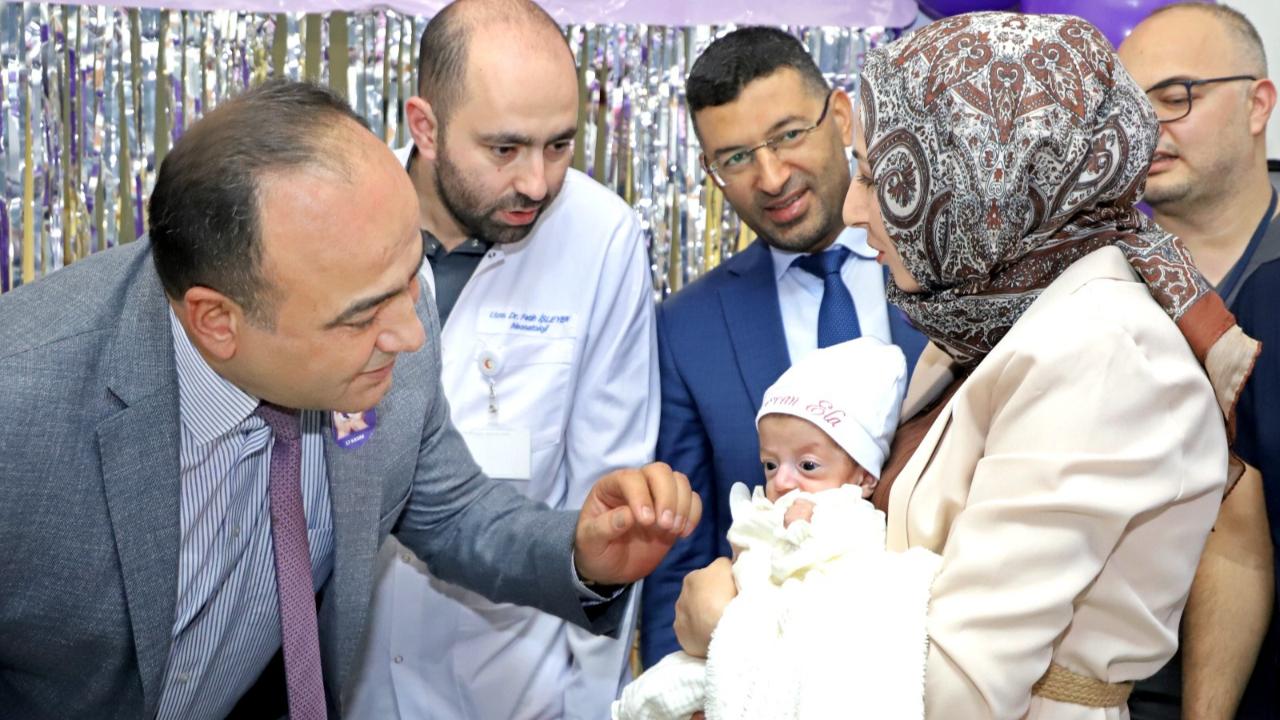 Sağlık camiası Prematüre bebeklerle bir araya geldi