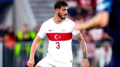 'Samet'i İspanya’da Afrikalı saat satıcılarına teslim edin'