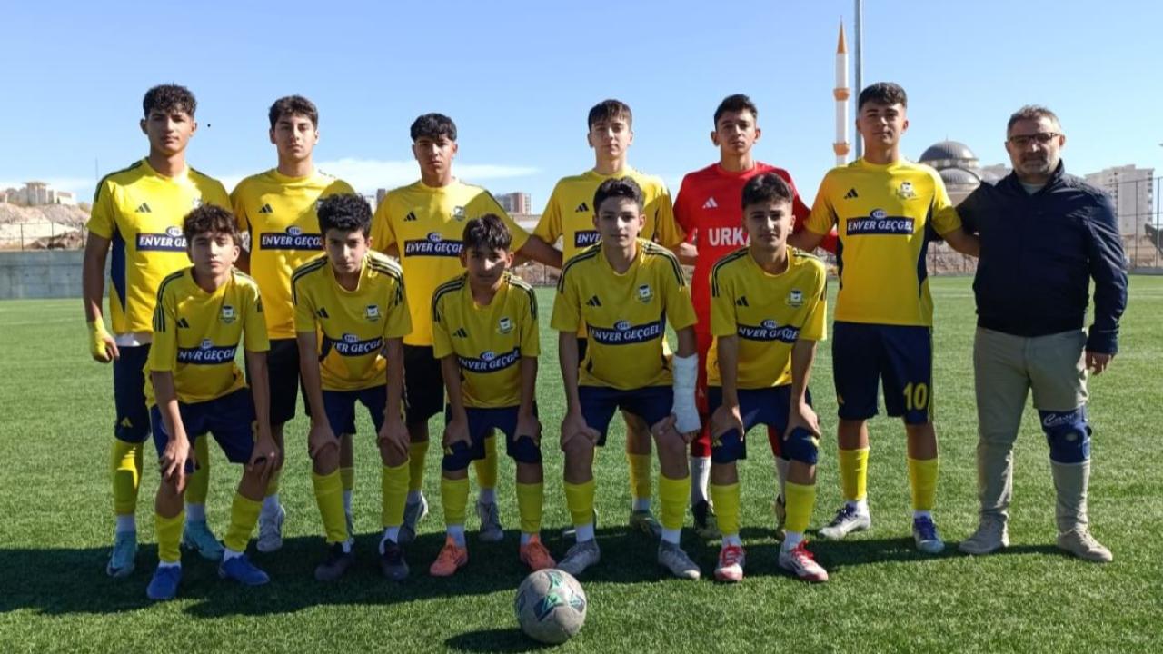 Şanlıurfa Güneşspor, Batman İl Özel İdare Spor’u eli boş gönderdi