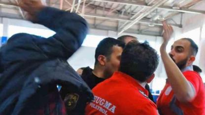 Şanlıurfa'da kadın voleybol maçında kavga