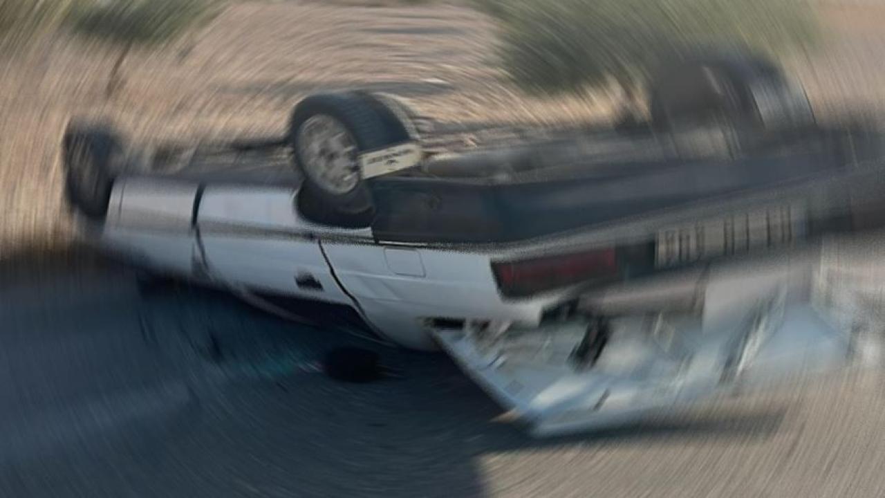 Şanlıurfa’da otomobil takla attı