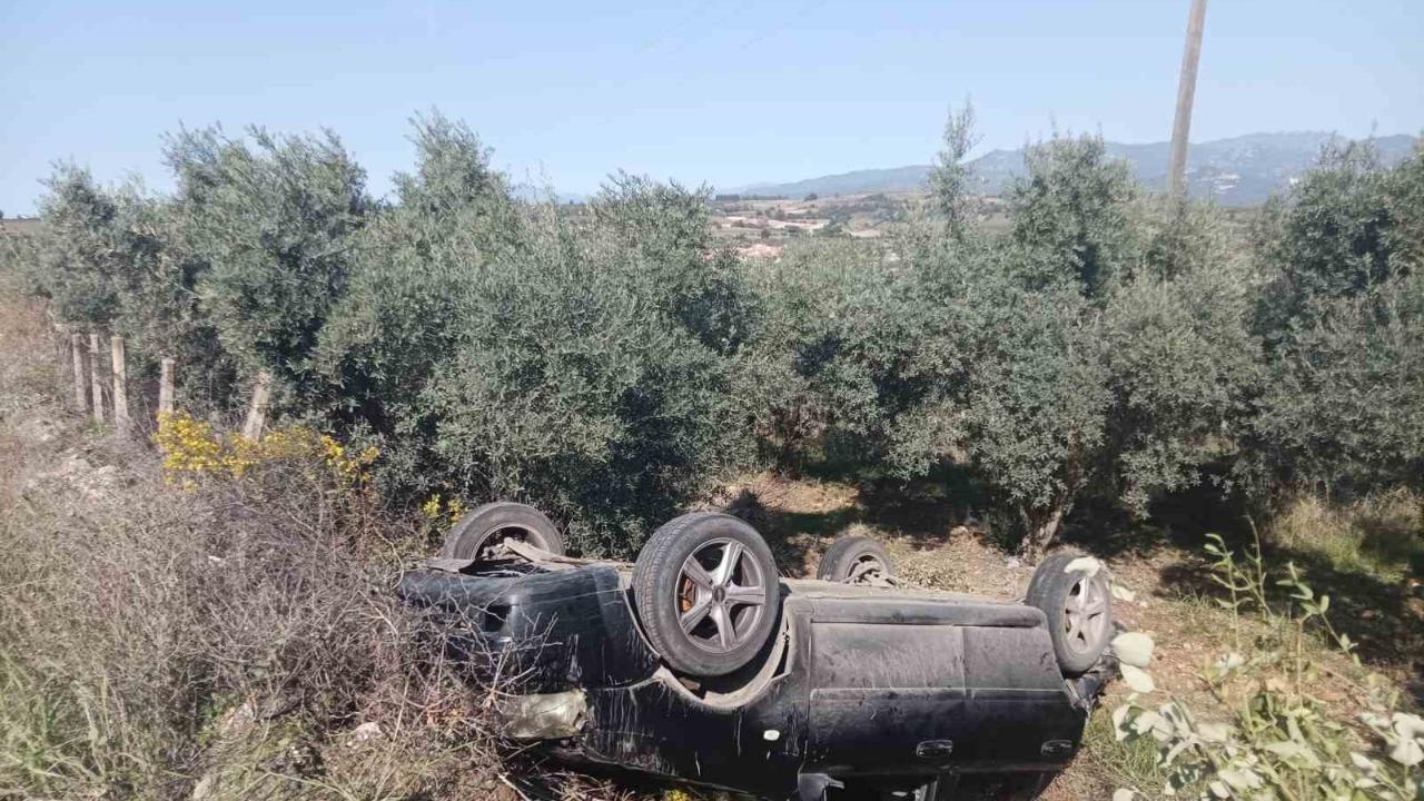 Şarampole yuvarlanan otomobildeki anne ve 5 yaşındaki çocuğu yaralandı