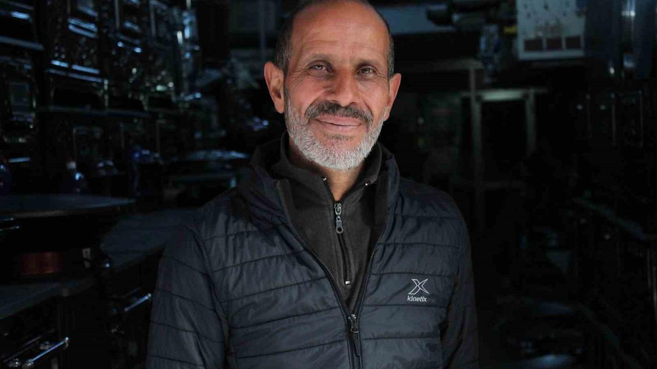 Soba satıcıları havaların iyice soğumasını bekliyor