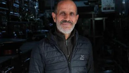 Soba satıcıları havaların iyice soğumasını bekliyor