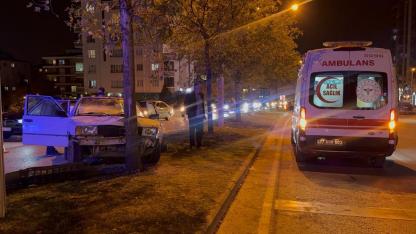 Sokakta yarış kaza getirdi: 5 yaralı