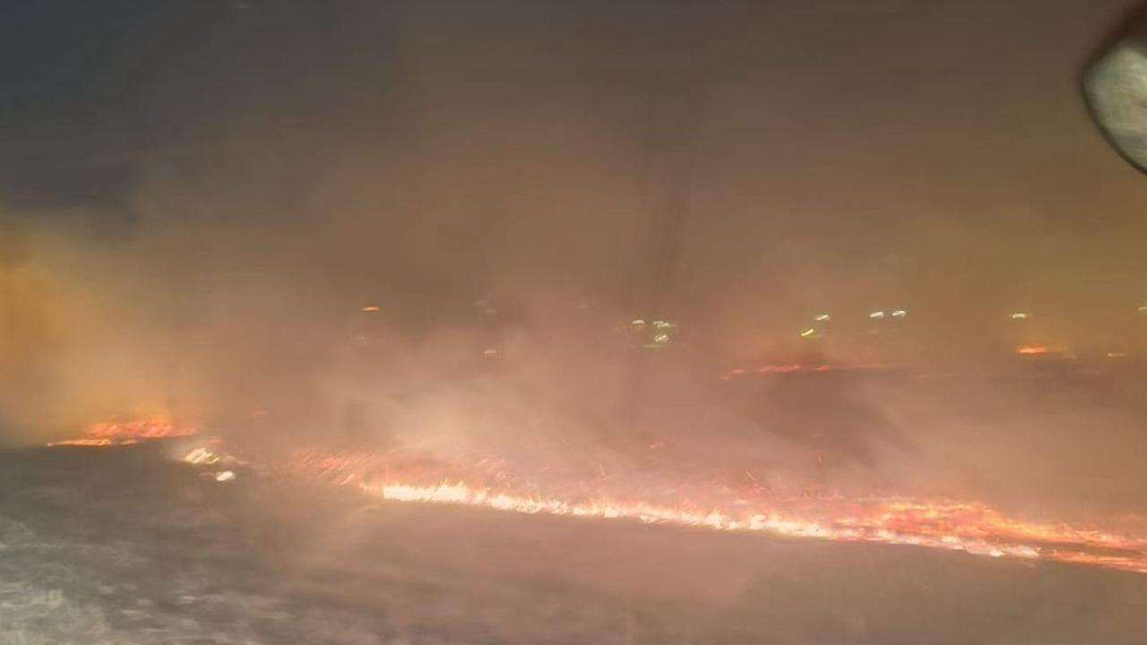 Tandırdan sıçrayan kıvılcımlar araziyi küle çevirdi