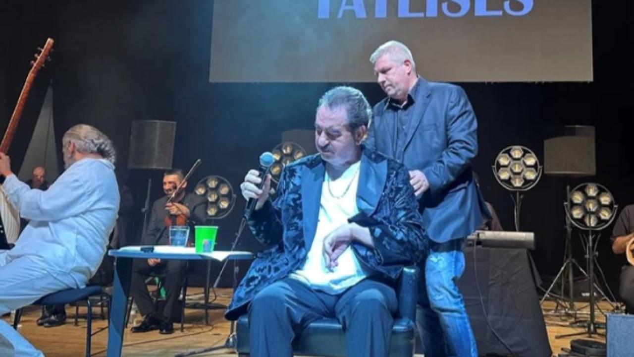 Tatlıses, Almanya&#039;da Stuttgart&#039;ı büyüledi