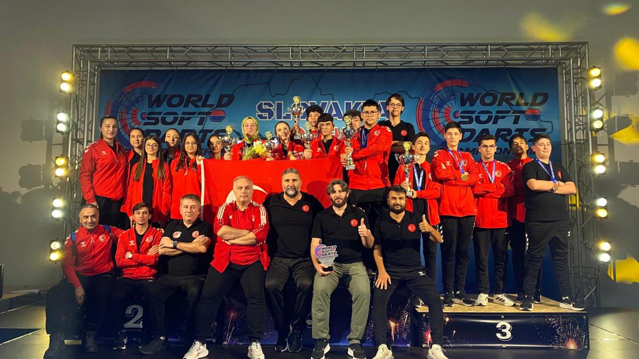 TÜRK DART MİLLİ TAKIMINDAN SLOVAKYA’DA GURUR VEREN PERFORMANS