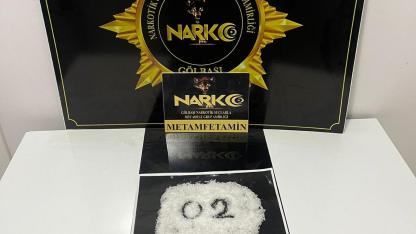 Uyuşturucu operasyonu: 2 şahıstan 1’i tutuklandı