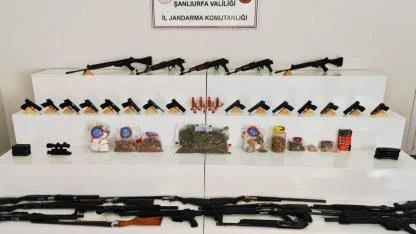 Viranşehir’de cephaneliği aratmayan manzara: 9 gözaltı