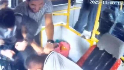 Yolcu ile tartışan halk otobüsü şoförüne meydan dayağı