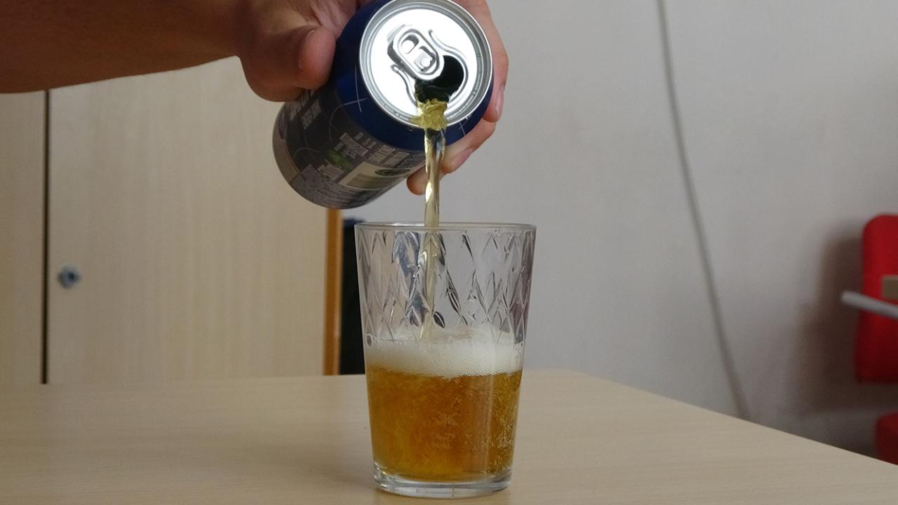 Enerji içecekleri ve fastfood tüketimi, çocuklarda karaciğer yağlanmasında artışa neden oluyor