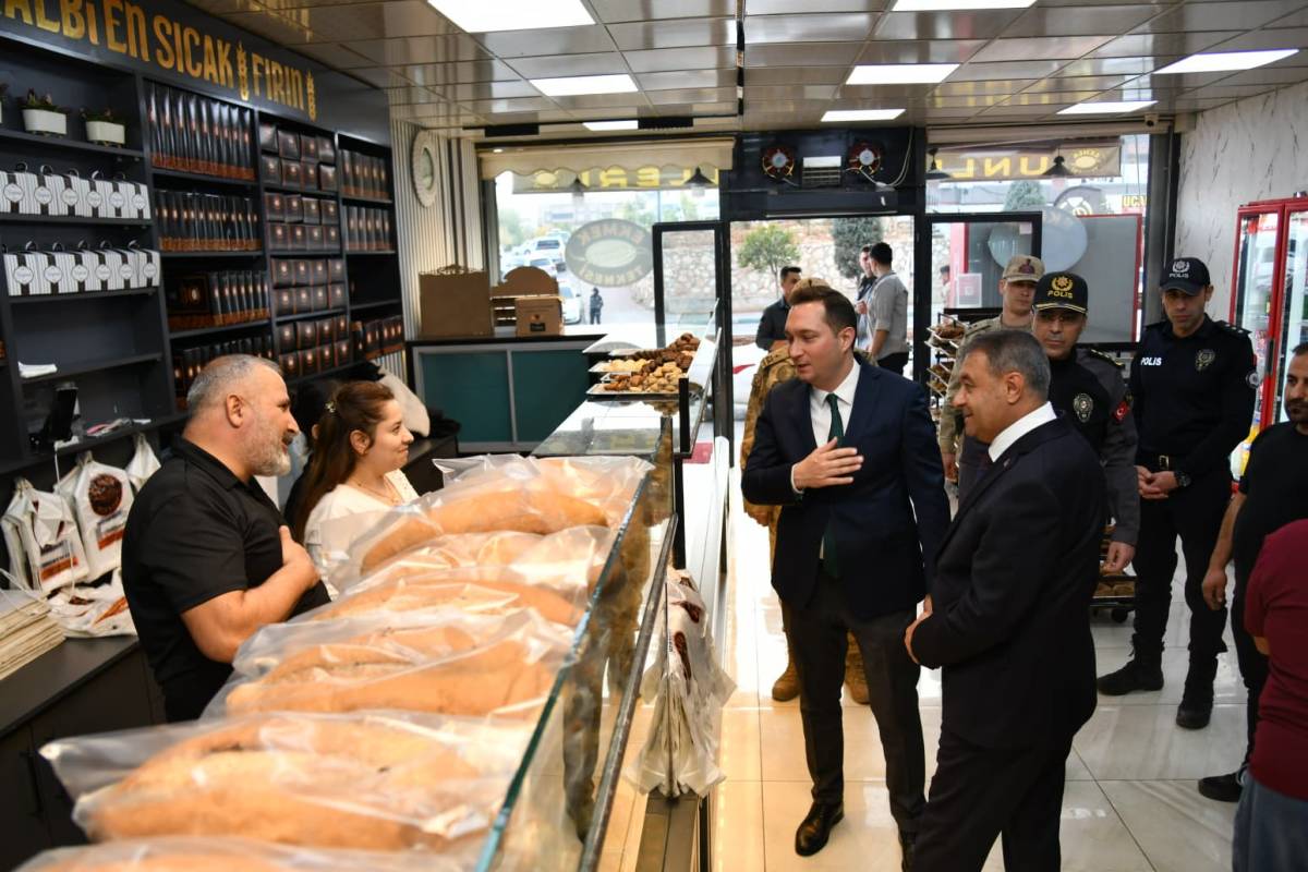 Vali Şıldak, deprem konutlarını inceledi