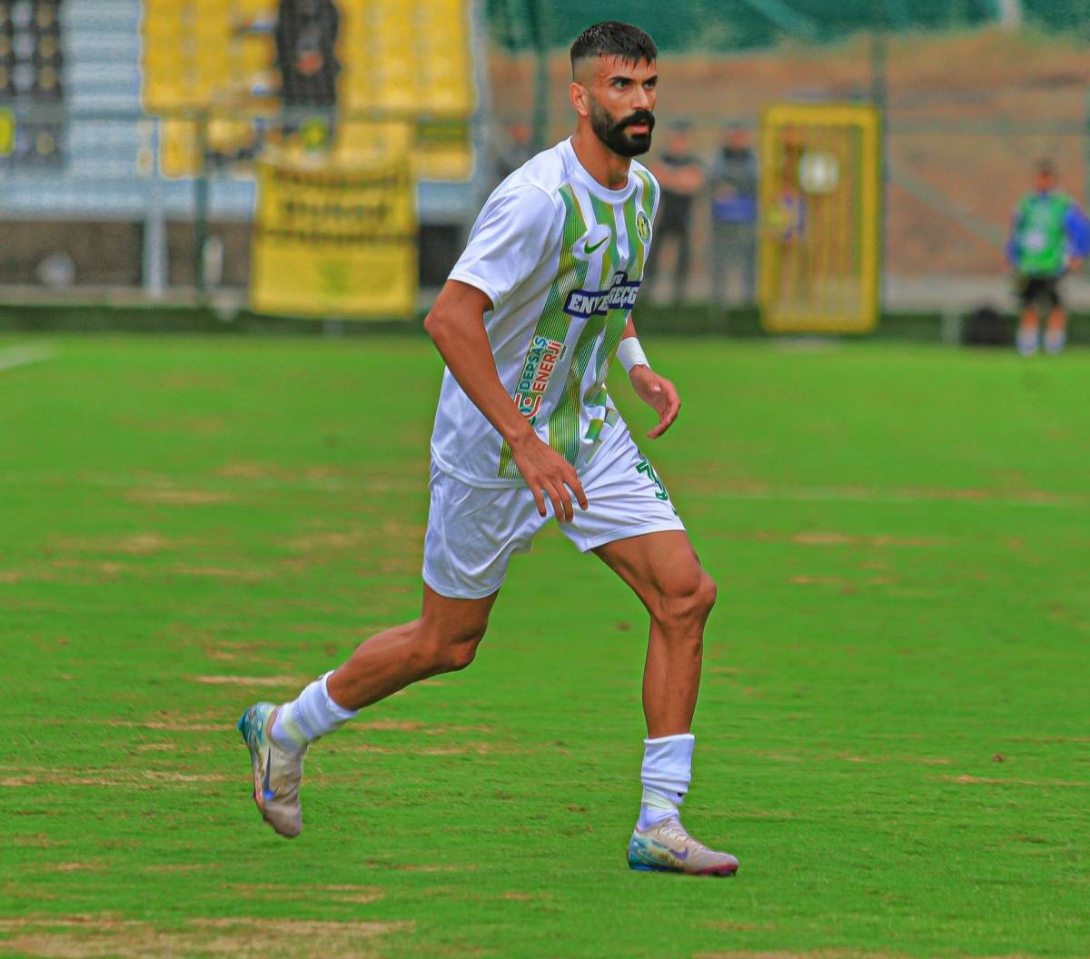 Şanlı takımın savunmasına bi haller oldu