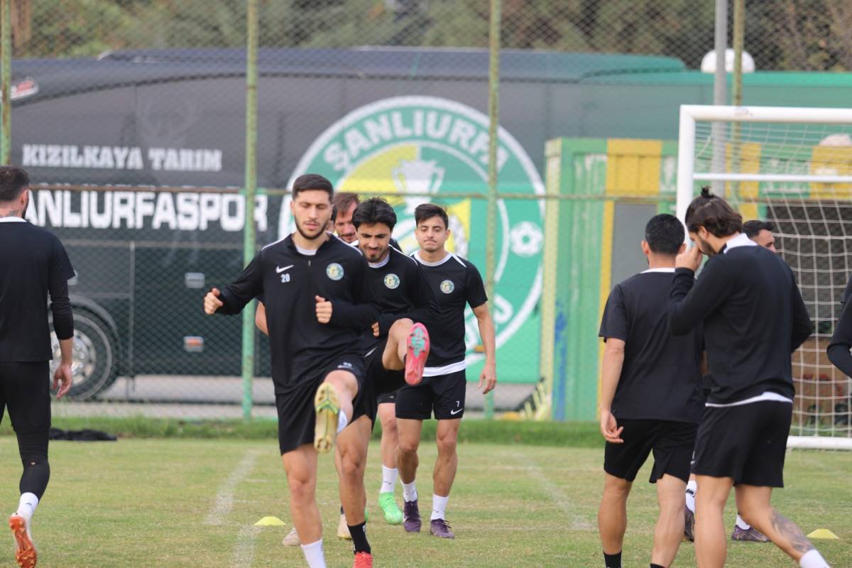 Saraçoğlu futbolculara moral verdi