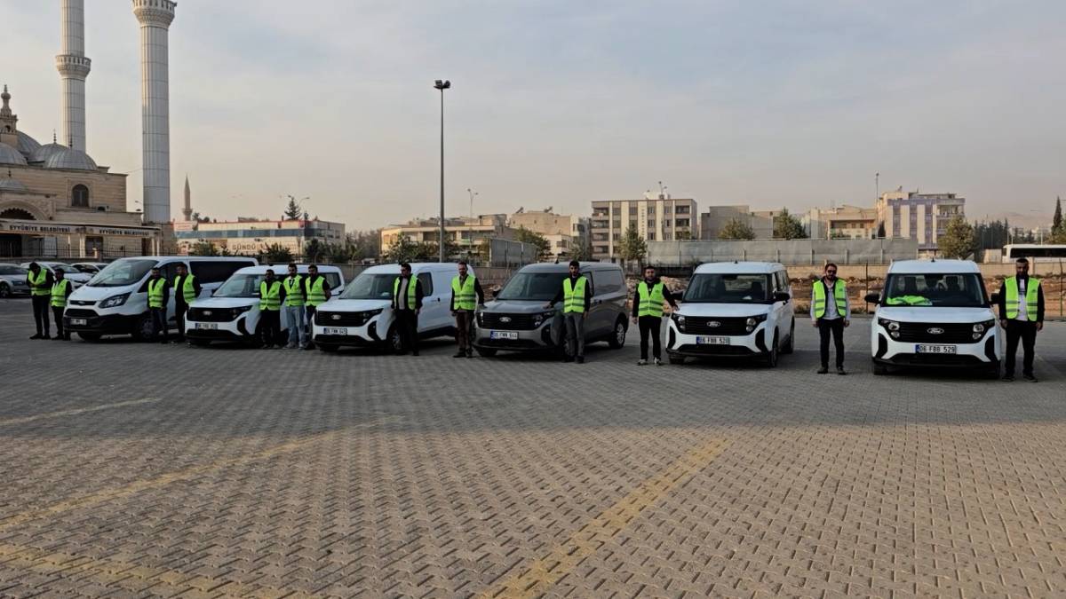 Eyyübiye’de günlük 3000 kişiye sıcak yemek ulaştırılıyor