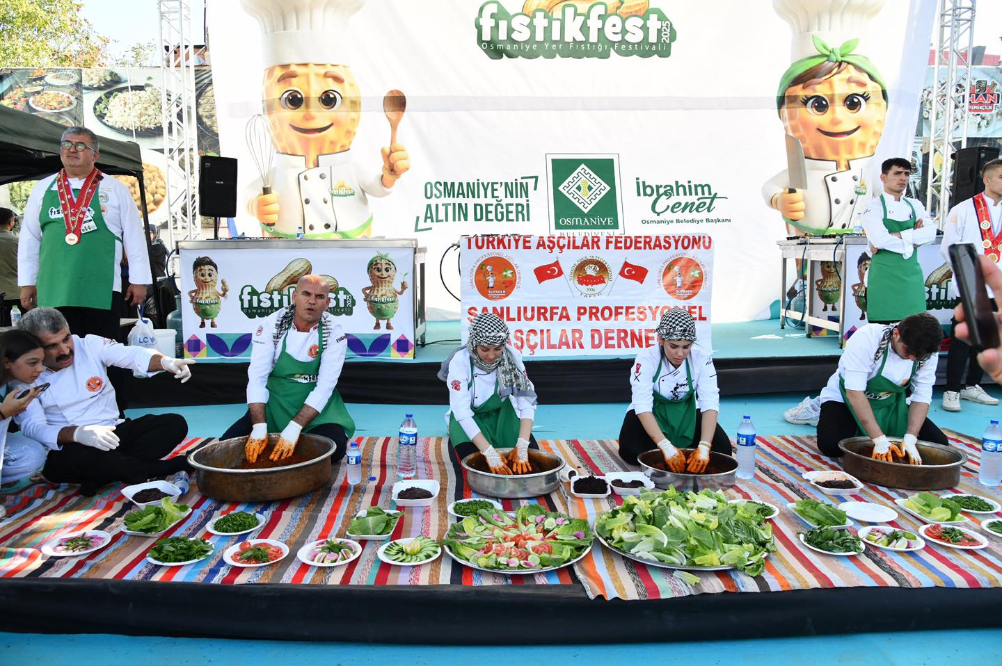 Şanlıurfalı aşçılar, Osmaniye’deki festivale damga vurdu