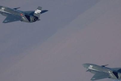 Bayraktar KIZILELMA’dan akıllı filo otonomisi ile kol uçuşu