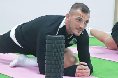 Emircan formunu bulana kadar eşekler dama çıkar!