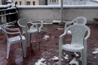 Hırsızlar, engelliler derneğinin masa ve sandalyesini çaldı