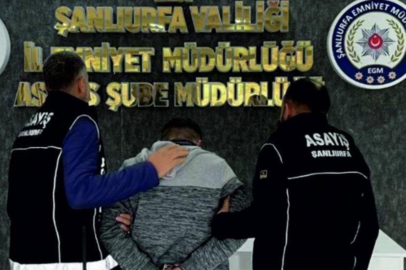 KADES ihbarına giden polisin parmağını ısırdı