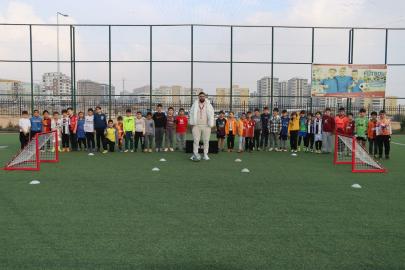 Karaköprü'de gençler sporla büyüyor