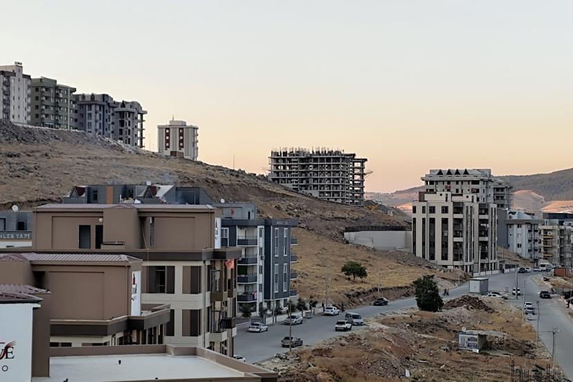 Şanlıurfa'da müteahhitler çarkı döndürmekte zorlanıyor