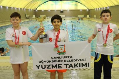 Şanlıurfa Büyükşehir Belediyesi’nden yüzmede büyük başarı: 1 kupa, 48 madalya