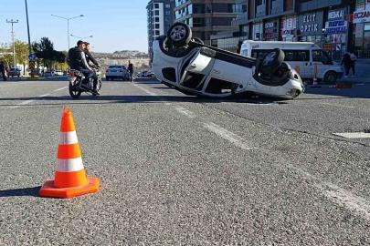 Şanlıurfa’da otomobiller çarpıştı: 4 yaralı