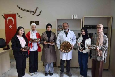 Sedef kakma sanatı kadın hüneriyle buluştu