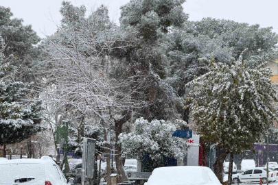 Siverek’te kar yağışı hayatı olumsuz etkiledi