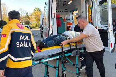 Yolcu minibüsü ile otomobil çarpıştı: 5 yaralı