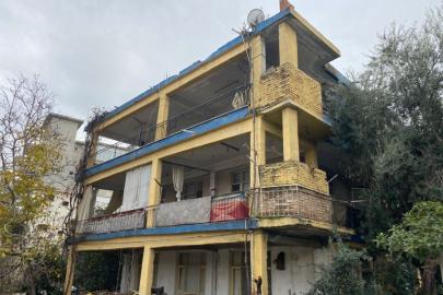 Antalya’da tüyler ürperten cinayet: Anne ve 7 yaşındaki kızı evde ölü bulundu