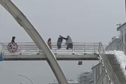 Kar atan çocukları darbeden şahıs tutuklandı