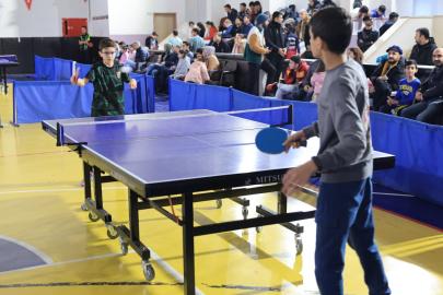 KARAKÖPRÜ'DE MASA TENİSİ TURNUVASI BAŞLADI