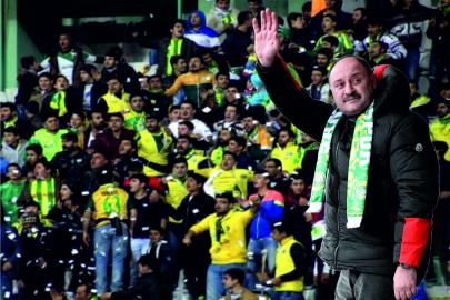 Kasım Başkan Şanlı takımı yalnız bırakmadı