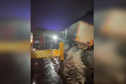 Otobanda zincirleme trafik kazası