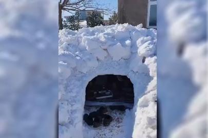 Şanlıurfa’da ilginç görüntüler: İglo içinde çay keyfi