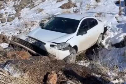 Şanlıurfa'da otomobil köprüden dereye uçtu