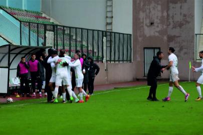 Şanlıurfaspor dört köşe